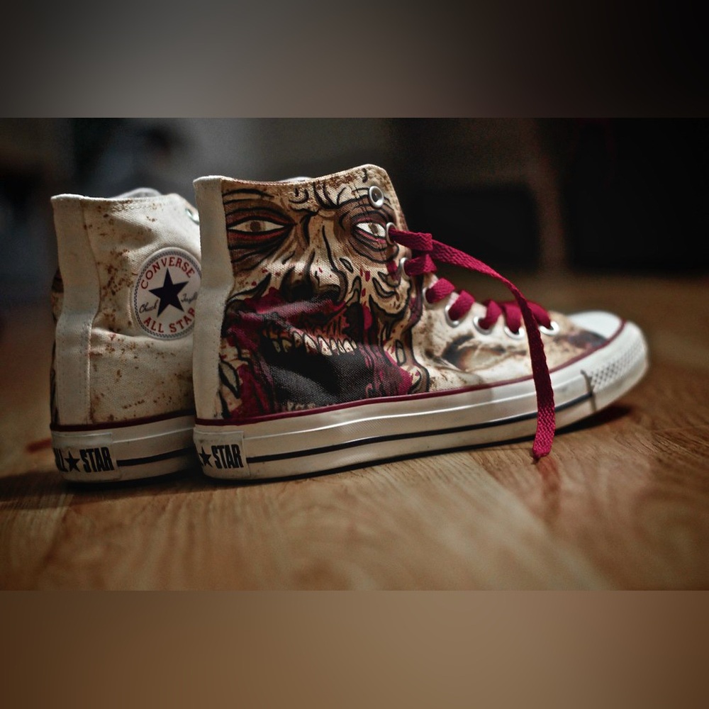 CONVERSE X THE WALKING DEAD ZOMBIE HIGH TOP CHUCKS